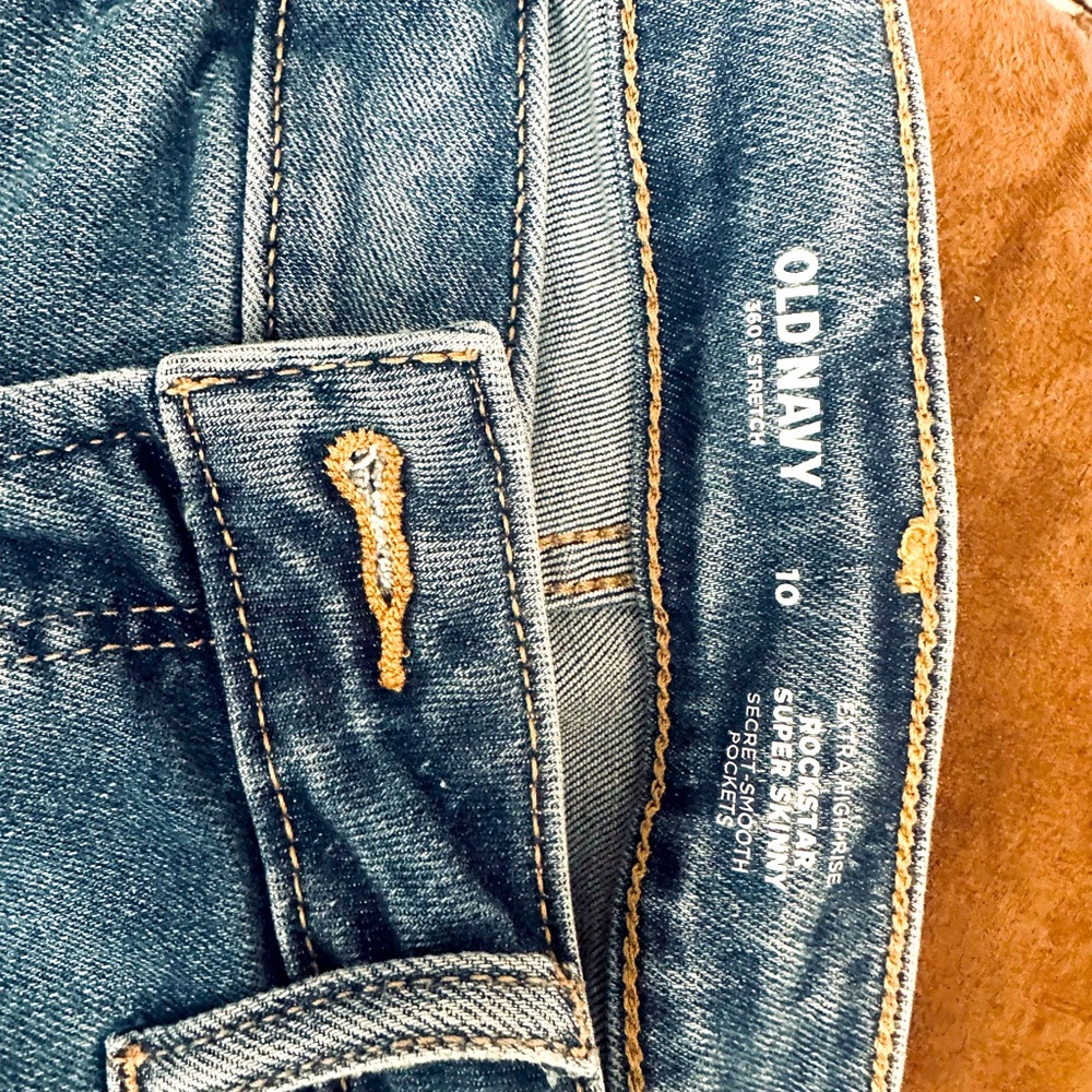 Old Navy Rockstar Skinny Jean NWOT